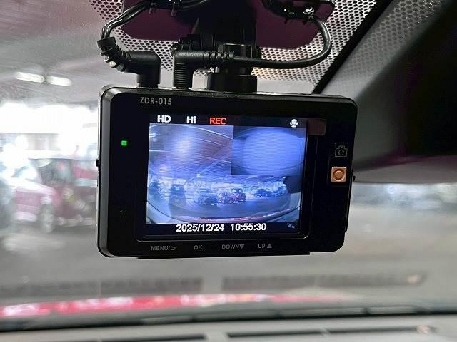 アクア Ｓ　ナビＴＶ／シートヒーター／バックカメラ／オートハイビーム／衝突軽減／レーンアシスト／Ｂｌｕｅｔｏｏｔｈ接続／クリアランスソナー／横滑り防止／ハロゲンヘッド／ドライブレコーダー／スマートキー／ＥＴＣ（6枚目）