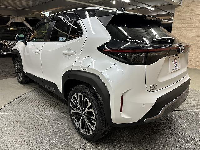 ヤリスクロス ハイブリッドＺ　アドベンチャー　ワンオーナー／全周囲／パワーバックドア／ナビＴＶ／Ｂｌｕｅｔｏｏｔｈ接続／パワーシート／デジタルミラー／ヘッドアップディスプレイ／１８インチアルミ／ＡＣ１００Ｖ／シートヒーター／スマートキー／ＥＴＣ（21枚目）