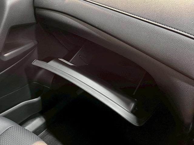 エクストレイル ２０Ｘｉ　９型ナビＴＶ／全周囲／プロパイロット／パワーバックドア／デジタルミラー／アイドリングストップ／Ｂｌｕｅｔｏｏｔｈ接続／衝突軽減／レーンアシスト／クリアランスソナー／１８インチアルミ／ＥＴＣ（61枚目）