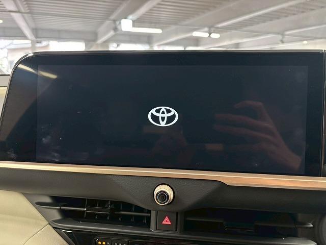 クラウンクロスオーバー Ｇアドバンスド・レザーパッケージ　ナビＴＶ／シートヒーター／デジタルミラー／レーダークルーズ／衝突軽減／レーンアシスト／ブラインドスポット／パワーシート／シートメモリ／電動リアゲート／シートエアコン／２１インチアルミ／ＥＴＣ（21枚目）