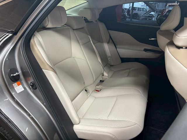 クラウンクロスオーバー Ｇアドバンスド・レザーパッケージ　ナビＴＶ／シートヒーター／デジタルミラー／レーダークルーズ／衝突軽減／レーンアシスト／ブラインドスポット／パワーシート／シートメモリ／電動リアゲート／シートエアコン／２１インチアルミ／ＥＴＣ（68枚目）