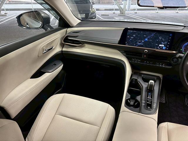 クラウンクロスオーバー Ｇアドバンスド・レザーパッケージ　ナビＴＶ／シートヒーター／デジタルミラー／レーダークルーズ／衝突軽減／レーンアシスト／ブラインドスポット／パワーシート／シートメモリ／電動リアゲート／シートエアコン／２１インチアルミ／ＥＴＣ（71枚目）