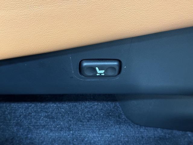 �A�N�Z�X�́A�����������H�t����h�b�~��Ė�T���B�Ŋ��w�t����w�ƂȂ�܂��B���O�ɂ��A���𒸂���Α��}�T�[�r�X������܂�