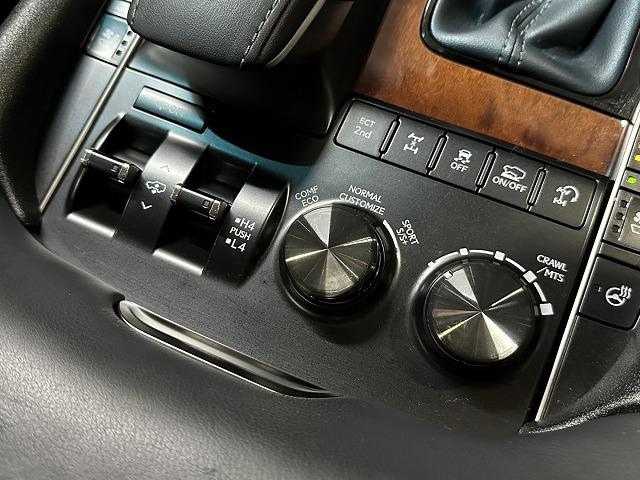 �A�N�Z�X�́A�����������H�t����h�b�~��Ė�T���B�Ŋ��w�t����w�ƂȂ�܂��B���O�ɂ��A���𒸂���Α��}�T�[�r�X������܂�