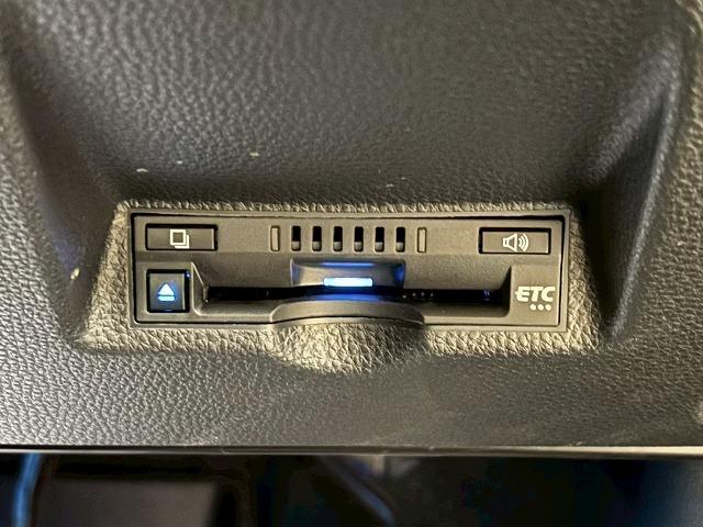 ヤリスクロス ハイブリッドＺ　モデリスタエアロ／全周囲／ナビ／レーダークルーズ／衝突軽減／レーンアシスト／ブラインドスポット／シートヒーター／ステアリングスイッチ／電動リアゲート／Ｂｌｕｅｔｏｏｔｈ接続／１８インチアルミ／ＥＴＣ（23枚目）