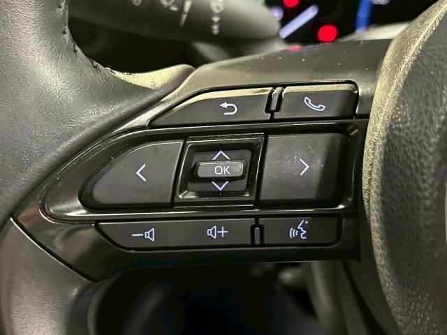 ヤリスクロス ハイブリッドＺ　モデリスタエアロ／全周囲／ナビ／レーダークルーズ／衝突軽減／レーンアシスト／ブラインドスポット／シートヒーター／ステアリングスイッチ／電動リアゲート／Ｂｌｕｅｔｏｏｔｈ接続／１８インチアルミ／ＥＴＣ（25枚目）