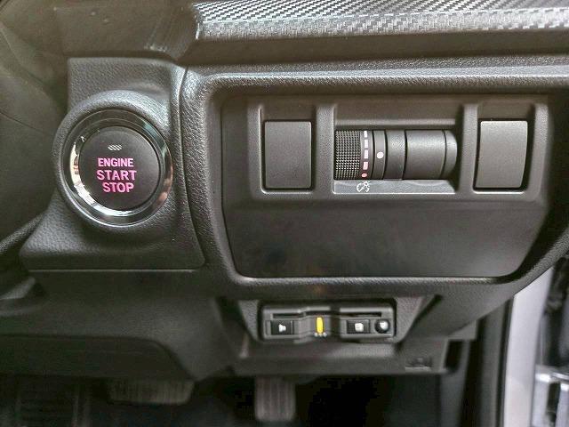 �A�N�Z�X�́A�����������H�t����h�b�~��Ė�T���B�Ŋ��w�t����w�ƂȂ�܂��B���O�ɂ��A���𒸂���Α��}�T�[�r�X������܂�