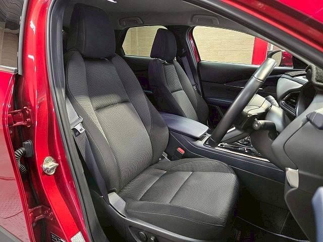 �e�u�����h�̃V�[�g�J�o�[�̎�舵�����������܂��B�܂��A���ЃI���W�i���t���A�}�b�g�����p�ӂ��Ă���܂�