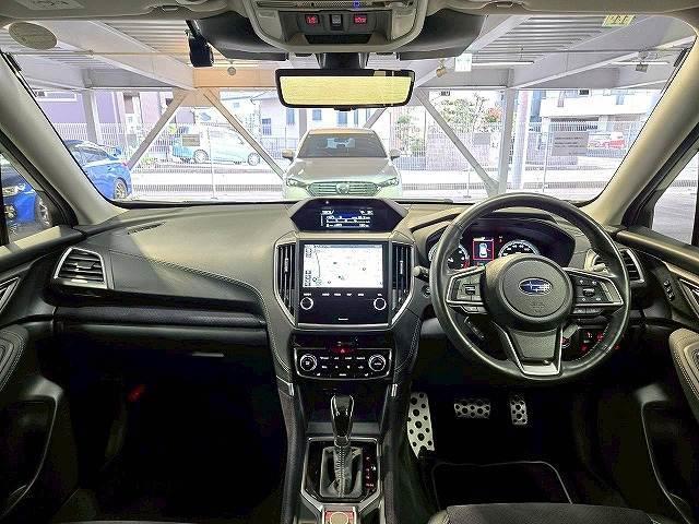 �A�C�|�C���g�������A���Ɍ����炵�̗ǂ��R�b�N�s�b�g�̓����O�h���C�u�ɍœK�B��x�������a�݂��ł��B