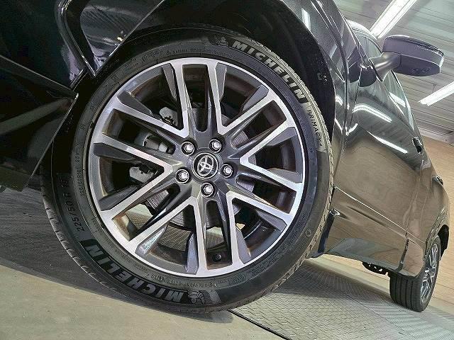 カローラクロス ハイブリッド Z モデリスタ/全周囲/シートヒーター&クーラー/BSM/10型ナビ/パーキングアシスト/レーダークルーズコントロール/パワーシート/オートハイビーム/パワーバックドア/ハーフレザーシート/ETC(12枚目)