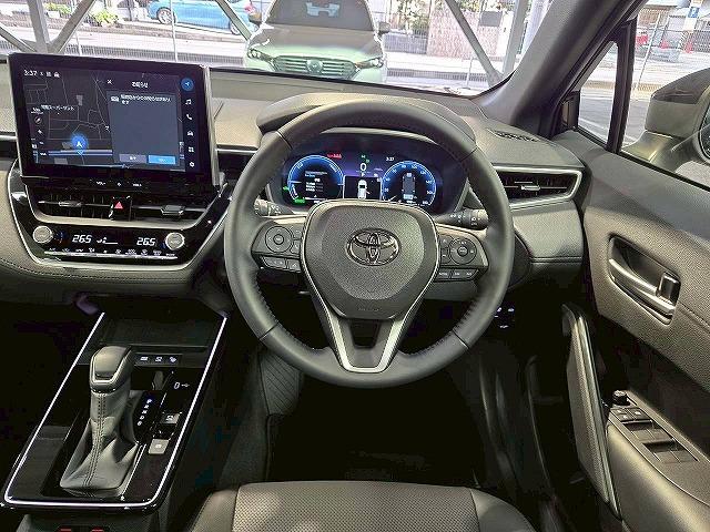 カローラクロス ハイブリッド Z モデリスタ/全周囲/シートヒーター&クーラー/BSM/10型ナビ/パーキングアシスト/レーダークルーズコントロール/パワーシート/オートハイビーム/パワーバックドア/ハーフレザーシート/ETC(41枚目)