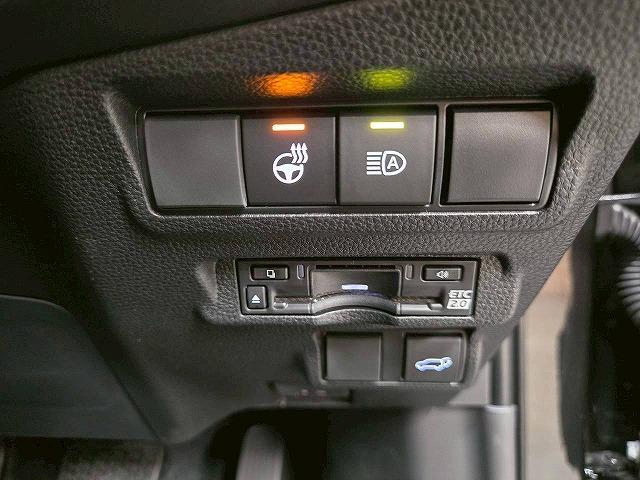 カローラクロス ハイブリッド Z モデリスタ/全周囲/シートヒーター&クーラー/BSM/10型ナビ/パーキングアシスト/レーダークルーズコントロール/パワーシート/オートハイビーム/パワーバックドア/ハーフレザーシート/ETC(46枚目)