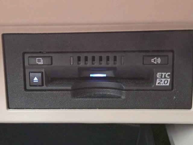 ランドクルーザープラド TX Lパッケージ マットブラックエディション サンルーフ/ワンオーナー/全周囲カメラ/寒冷地仕様/メーカーナビ/ウッドコンビハンドル/マルチテレインモニター/ベージュレザ-/リアフォグ/シートヒーター&クーラー/パワーシート/クルーズコントロール(68枚目)