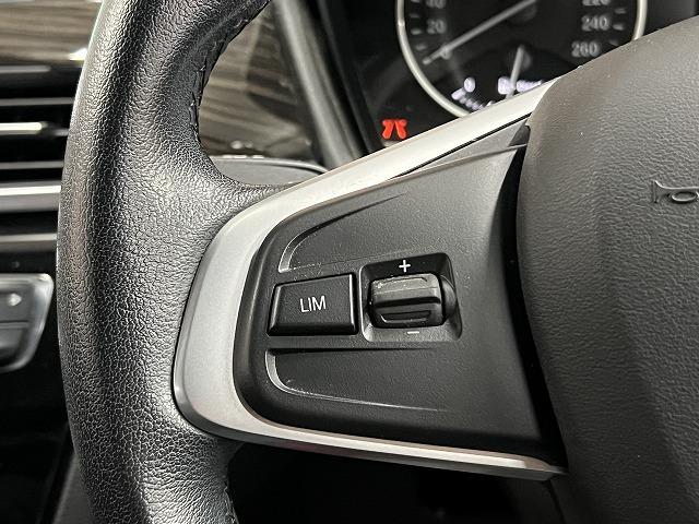 xDrive18d xLine OBD確認済み LEDヘッド 4WD ETC カラーバックモニター パワーシート シートメモリー プッシュスタート スマートキー 電動格納ミラー クリアランスソナー 電動パーキング(17枚目)