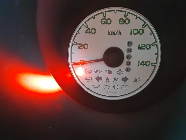 Ｎ－ＢＯＸ＋ Ｇ　ＳＳパッケージ　両側電動スライドドア　スマートキー　アイドリングストップ　電動格納ミラー　ウィンカーミラー　純正アルミ　ツートンルーフ　キーレス連動セキュリティ　横滑防止　純正ＣＤ　整備＋保証付（39枚目）