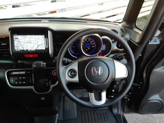 N-BOXカスタム G SSパッケージ 衝突軽減ブレーキ 両側電動スライドドア 純正メモリーナビ ワンセグ BLUETOOTH対応 バックカメラ CD DVD再生 オートライト ディスチャージ ウィンカーミラー アルミ スマートキー(9枚目)