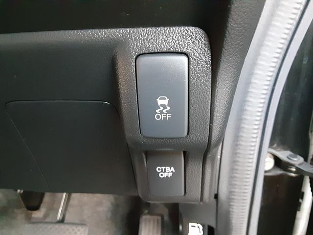 N-BOXカスタム G SSパッケージ 衝突軽減ブレーキ 両側電動スライドドア 純正メモリーナビ ワンセグ BLUETOOTH対応 バックカメラ CD DVD再生 オートライト ディスチャージ ウィンカーミラー アルミ スマートキー(26枚目)