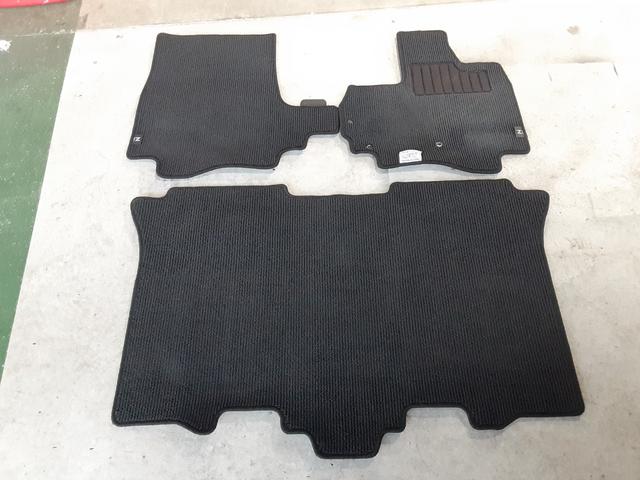 N-BOXカスタム G SSパッケージ 衝突軽減ブレーキ 両側電動スライドドア 純正メモリーナビ ワンセグ BLUETOOTH対応 バックカメラ CD DVD再生 オートライト ディスチャージ ウィンカーミラー アルミ スマートキー(44枚目)