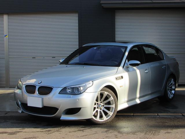 M5 純正ナビ 地デジ HID 革シート ワンオフマフラー(4枚目)