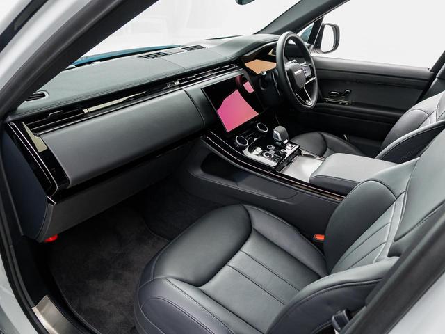 レンジローバースポーツ ダイナミックＨＳＥ　Ｐ４００　ダイナミックＨＳＥ　Ｐ４００　ガラスルーフ　衝突軽減　電動サイドステップ　ＭＥＲＩＤＩＡＮ　全周囲カメラ　純正ナビ　エアサス　シートヒーター　シートクーラー　メモリ付パワーシート　マトリックスＬＥＤ（66枚目）