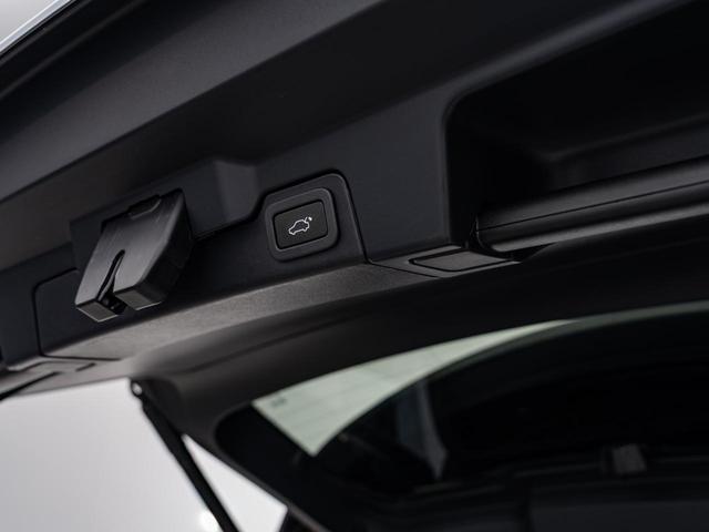 レンジローバーイヴォーク ランドマークエディション　認定中古車　純正１９インチＡＷ　ＭＥＲＩＤＩＡＮ　パノラミックルーフ　シートヒーター　パワーシート　パワーテールゲート　テレインレスポンス　パドルシフト　全周囲カメラ（9枚目）