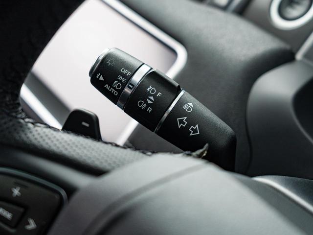 レンジローバーイヴォーク ランドマークエディション　認定中古車　純正１９インチＡＷ　ＭＥＲＩＤＩＡＮ　パノラミックルーフ　シートヒーター　パワーシート　パワーテールゲート　テレインレスポンス　パドルシフト　全周囲カメラ（37枚目）