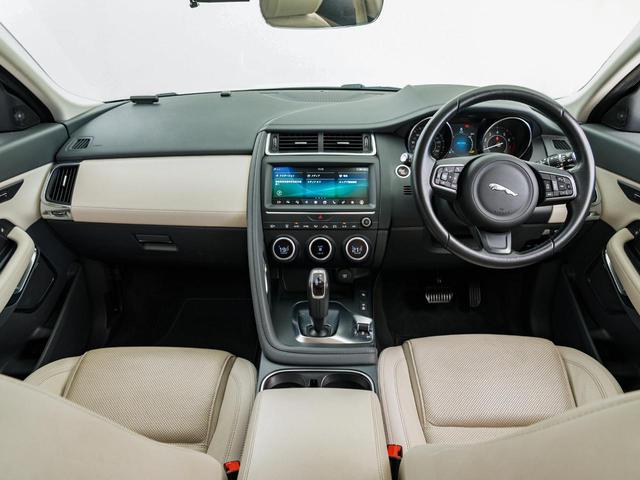 Ｅペイス ＳＥ　２５０ＰＳ　認定中古車　純正１９インチＡＷ　シートヒーター　ＭＥＲＩＤＩＡＮ　全周囲カメラ　パワーシート　パワーテールゲート　ジャガードライブコントロール　アダプティブクルーズコントロール（2枚目）