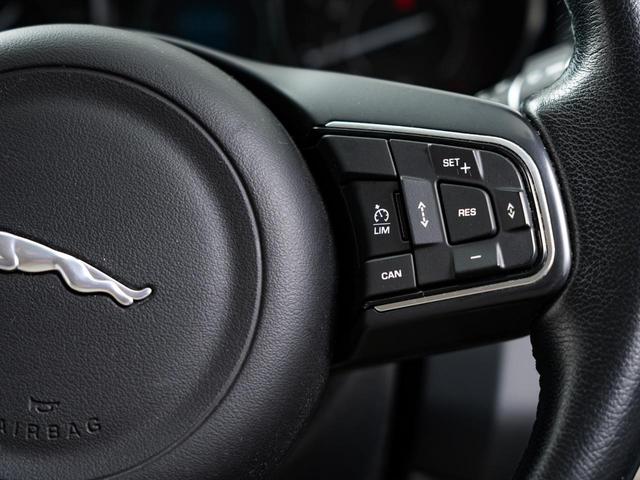 Ｅペイス ＳＥ　２５０ＰＳ　認定中古車　純正１９インチＡＷ　シートヒーター　ＭＥＲＩＤＩＡＮ　全周囲カメラ　パワーシート　パワーテールゲート　ジャガードライブコントロール　アダプティブクルーズコントロール（7枚目）