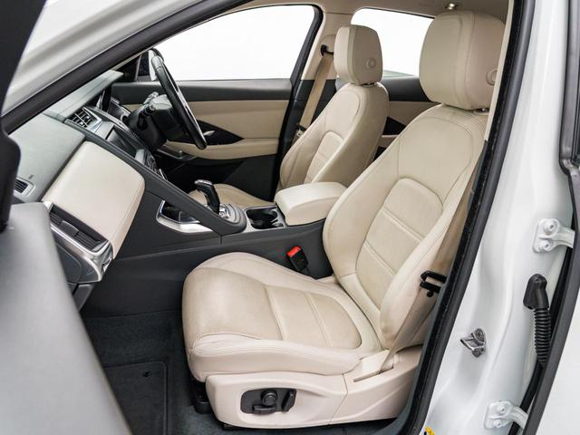 Ｅペイス ＳＥ　２５０ＰＳ　認定中古車　純正１９インチＡＷ　シートヒーター　ＭＥＲＩＤＩＡＮ　全周囲カメラ　パワーシート　パワーテールゲート　ジャガードライブコントロール　アダプティブクルーズコントロール（55枚目）
