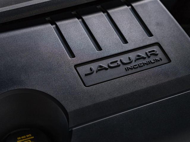 Ｅペイス ベースグレード　１８０ＰＳ　認定中古車　純正１９インチＡＷ　シートヒーター　全周囲カメラ　パワーシート　パワーテールゲート　ジャガードライブコントロール　アダプティブクルーズコントロール（49枚目）