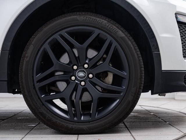 レンジローバーイヴォーク ＨＳＥダイナミック　認定中古車　純正２０インチＡＷ　ＭＥＲＩＤＩＡＮ　パノラミックルーフ　シートヒーター　パドルシフト　パワーテールゲート　テレインレスポンス　メモリ付きパワーシート　アンビエントライト（3枚目）