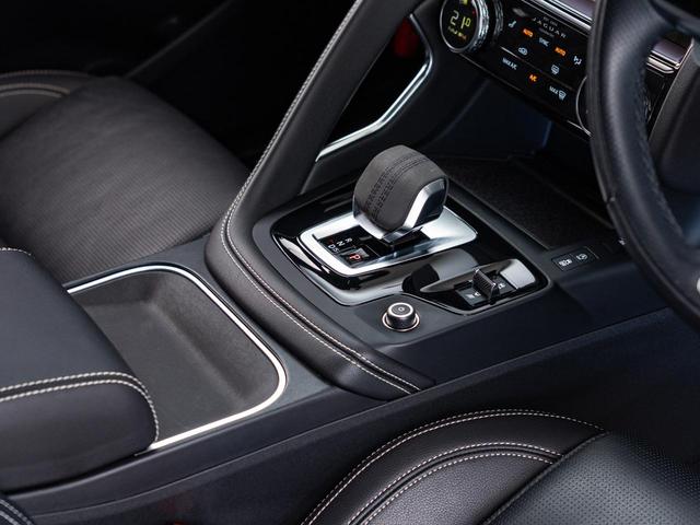 Eペイス R‐ダイナミック SE P250 認定中古車 衝突被害軽減ブレーキ アダプティブクルーズコントロール ナビ ターボ APPLECarplay 全周囲カメラ 純正19インチAW(38枚目)