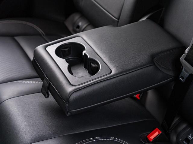 Eペイス R‐ダイナミック SE P250 認定中古車 衝突被害軽減ブレーキ アダプティブクルーズコントロール ナビ ターボ APPLECarplay 全周囲カメラ 純正19インチAW(60枚目)