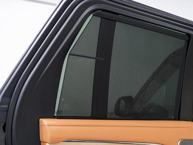 レンジローバー SV P615 スタンダードホイールベース 認定中古車 セレニティエクステリア セレニティインテリア パノラミックルーフ エアサス 電動サイドステップ ヘッドアップディスプレイ インテリアビューミラー 全席シートヒーター&クーラー(22枚目)