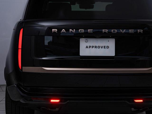 レンジローバー SV P615 スタンダードホイールベース 認定中古車 セレニティエクステリア セレニティインテリア パノラミックルーフ エアサス 電動サイドステップ ヘッドアップディスプレイ インテリアビューミラー 全席シートヒーター&クーラー(25枚目)