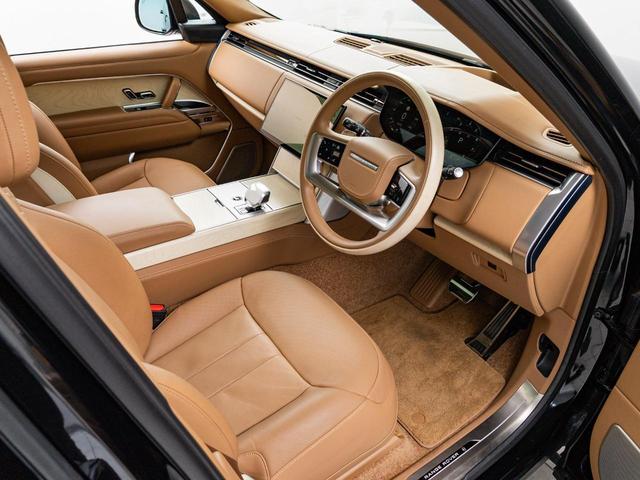 レンジローバー SV P615 スタンダードホイールベース 認定中古車 セレニティエクステリア セレニティインテリア パノラミックルーフ エアサス 電動サイドステップ ヘッドアップディスプレイ インテリアビューミラー 全席シートヒーター&クーラー(39枚目)