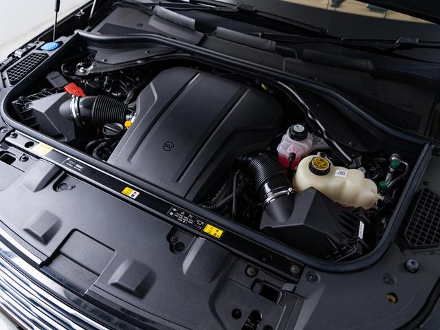 レンジローバー SV P615 スタンダードホイールベース 認定中古車 セレニティエクステリア セレニティインテリア パノラミックルーフ エアサス 電動サイドステップ ヘッドアップディスプレイ インテリアビューミラー 全席シートヒーター&クーラー(67枚目)