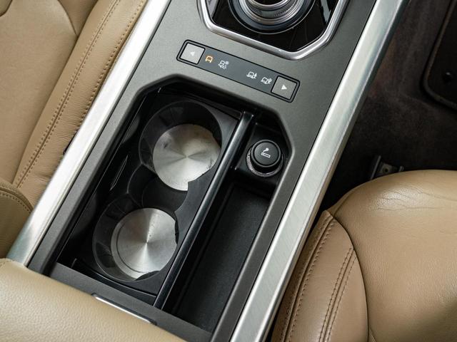 レンジローバーイヴォーク ピュア 18インチAW MERIDIAN シートヒーター パワーシート パノラミックルーフ テレインレスポンス(40枚目)