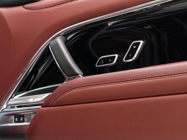 レンジローバー HSE D300 スタンダードホイールベース 認定中古車 純正23インチAW MERIDIAN SURROUND パノラミックルーフ ヘッドアップディスプレイ エアサス 全席シートヒーター&クーラー マッサージ機能 電動サイドステップ(13枚目)