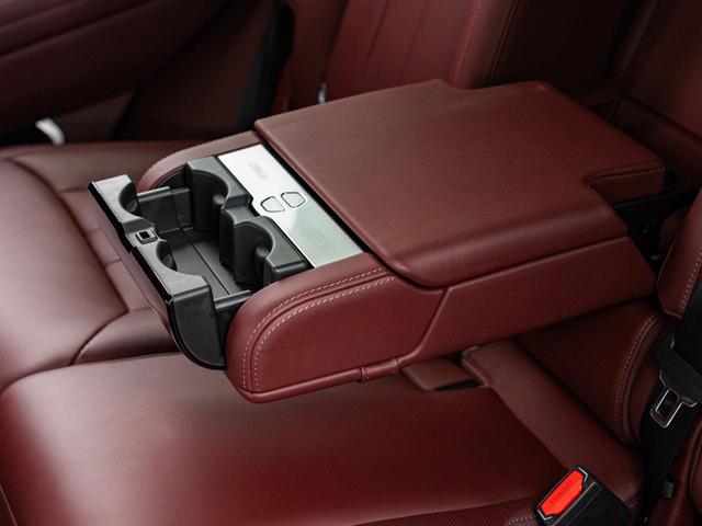 レンジローバー HSE D300 スタンダードホイールベース 認定中古車 純正23インチAW MERIDIAN SURROUND パノラミックルーフ ヘッドアップディスプレイ エアサス 全席シートヒーター&クーラー マッサージ機能 電動サイドステップ(71枚目)