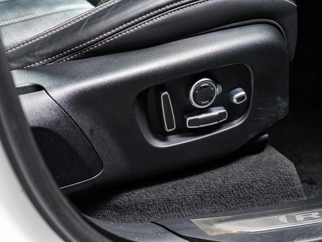 レンジローバーヴェラール R ダイナミック S P250 認定中古車 純正21インチAW MERIDIAN パノラミックルーフ シートヒーター&クーラー メモリ付きパワーシート パドルシフト パワーテールゲート テレインレスポンス 3Dサラウンドカメラ(13枚目)