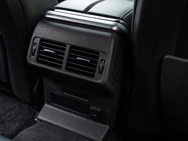 レンジローバーヴェラール R ダイナミック S P250 認定中古車 純正21インチAW MERIDIAN パノラミックルーフ シートヒーター&クーラー メモリ付きパワーシート パドルシフト パワーテールゲート テレインレスポンス 3Dサラウンドカメラ(33枚目)