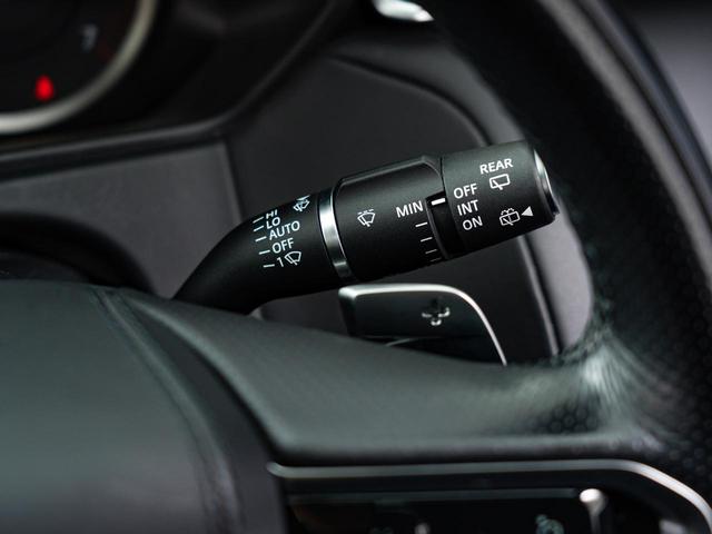レンジローバーヴェラール R ダイナミック S P250 認定中古車 純正21インチAW MERIDIAN パノラミックルーフ シートヒーター&クーラー メモリ付きパワーシート パドルシフト パワーテールゲート テレインレスポンス 3Dサラウンドカメラ(41枚目)