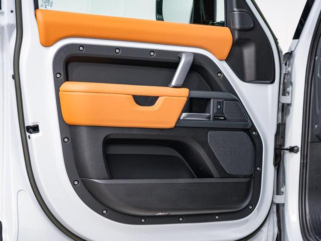 ディフェンダー １１０Ｘ－ダイナミックＨＳＥ　Ｄ３００　認定中古車　純正２０インチＡＷ　シートヒーター＆クーラー　ＭＥＲＩＤＩＡＮ　サイドステップ　メモリ付きパワーシート　アップルカープレイ　アンドロイドオート　３Ｄサラウンドカメラ（22枚目）