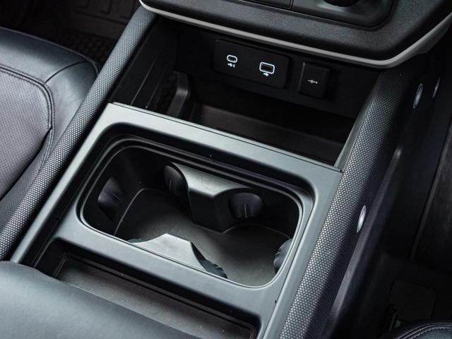 ディフェンダー カウンティエクステリアパックキュレテッドフォジャパン 認定中古車 純正20インチAW エアサス シートヒーター フル液晶メーター 3Dサラウンドカメラ アップルカープレイ アンドロイドオート LEDヘッドライト(40枚目)