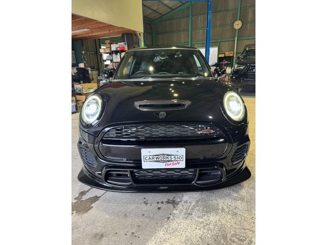 ＭＩＮＩ ジョンクーパーワークス　ビルシュタイン車高調・ＥＶＥＮＴＵＲＩエアインテーク・カーボン・ＧＩＧＡＭＯＴフロントリップ・レムズマフラー・ＢＢＳ１８インチアルミホイール（2枚目）