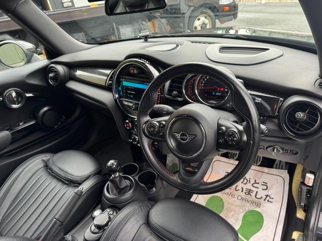 ＭＩＮＩ ジョンクーパーワークス　ビルシュタイン車高調・ＥＶＥＮＴＵＲＩエアインテーク・カーボン・ＧＩＧＡＭＯＴフロントリップ・レムズマフラー・ＢＢＳ１８インチアルミホイール（15枚目）