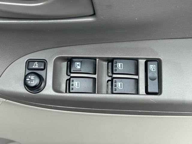 タント Ｘ　ＳＡ　保証付　修復歴無　禁煙車　車検２年付　バックカメラ　アイドリングストップ　コンピューター診断済　ナビ　ＴＶ　ＥＴＣ　ＣＤ　ＵＳＢ　プッシュスタート　スマートキー２個　取扱説明書　ステアリングスイッチ（40枚目）