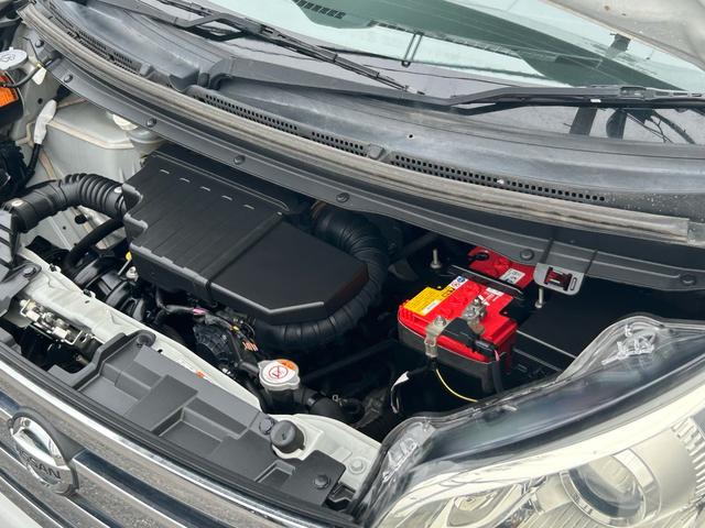 デイズルークス ハイウェイスター X 保証付 修復歴無 車検2年付 Bluetooth バックカメラ ナビ USB入力端子 コンピューター診断済 純正アルミホイール 取扱説明書 アイドリングストップ プッシュスタート スマートキー CD(18枚目)
