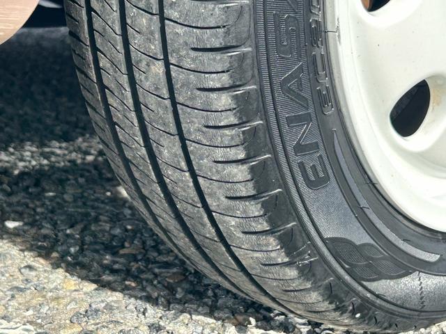 アルトラパンショコラ Ｘ　保証付　禁煙車　車検２年付　バックカメラ　Ｂｌｕｅｔｏｏｔｈ　フルセグＴＶ　ナビ　ＥＴＣ　コンピューター診断済　プッシュスタート　スマートキー　ＣＤ　ＤＶＤ　取扱説明書　メンテナンスノート（27枚目）